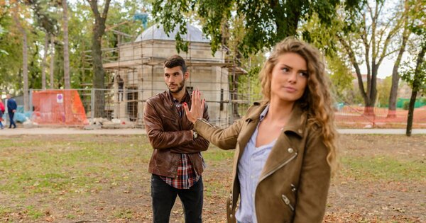 How to overcome jealousy in a relationship